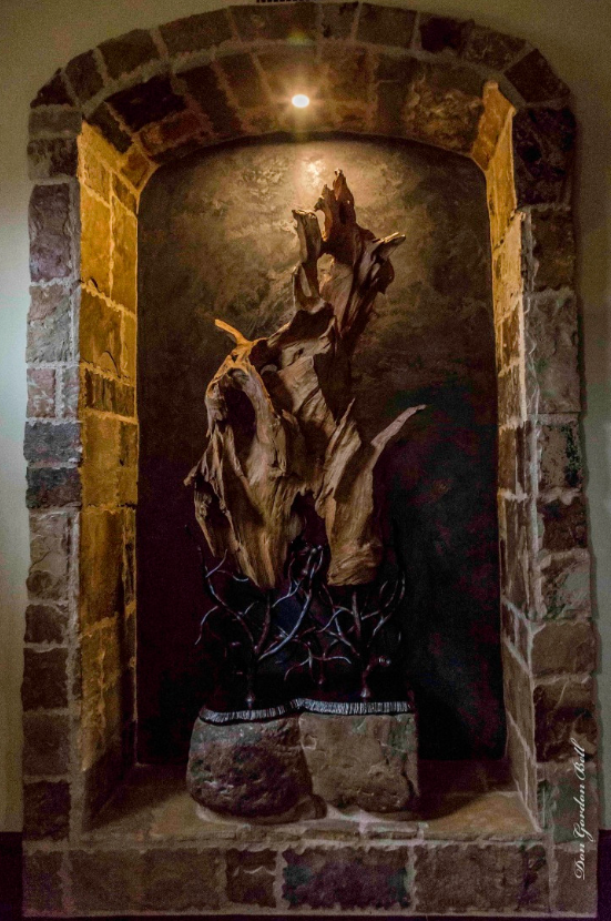 Auerbach-hall-statue-decoration
